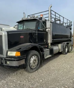 1991 Peterbilt 377, Finn Hydroseeder